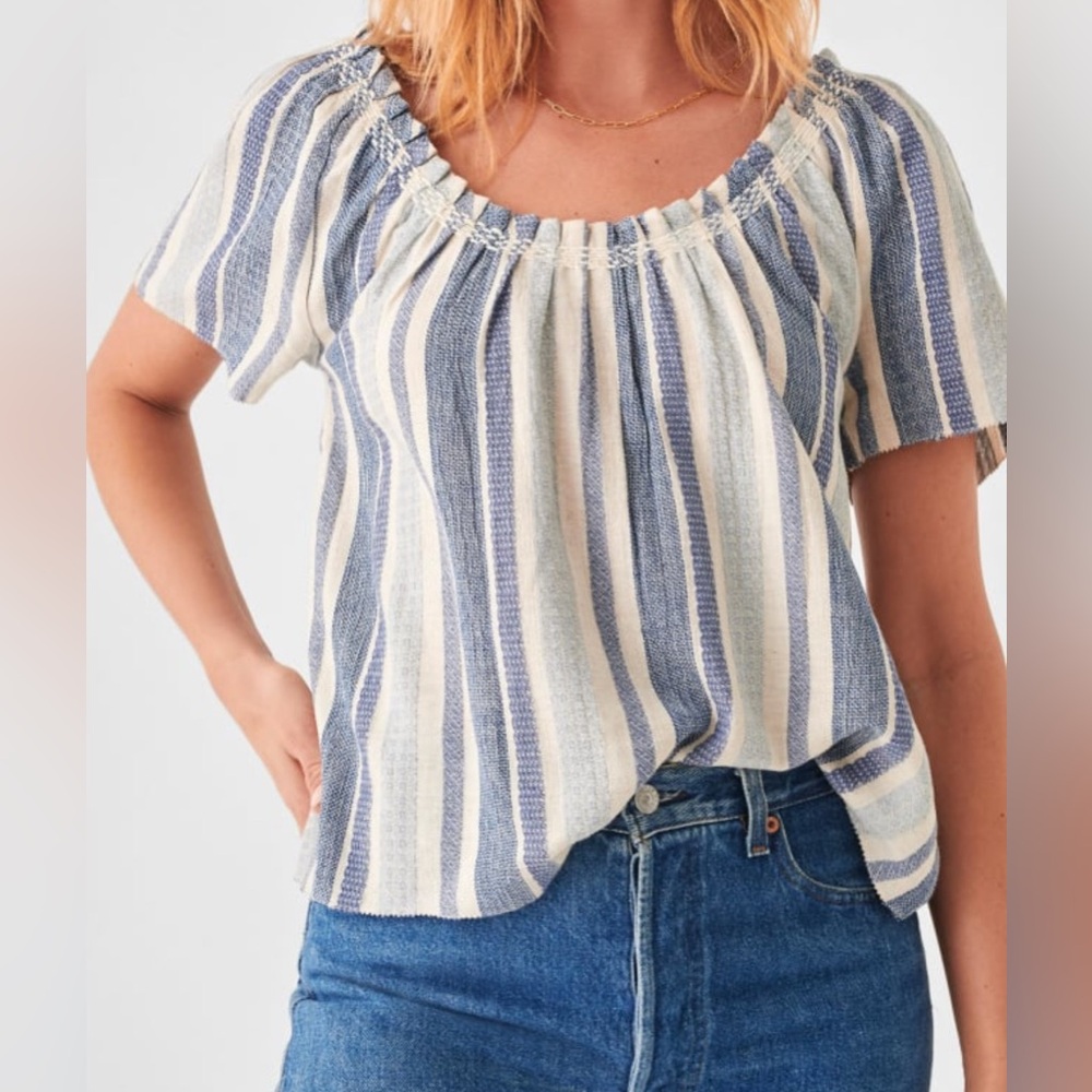 NWT’s Evereve Faherty Annabelle Navy Slub Striped Top Organic Cotton Size M